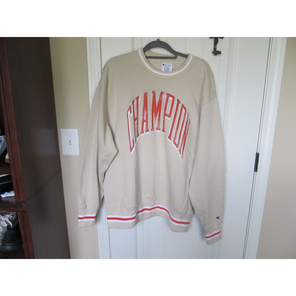 Champion "Classic Fleece" Cream/Beige Oversized Graphic Crewneck Sweatshirt XL